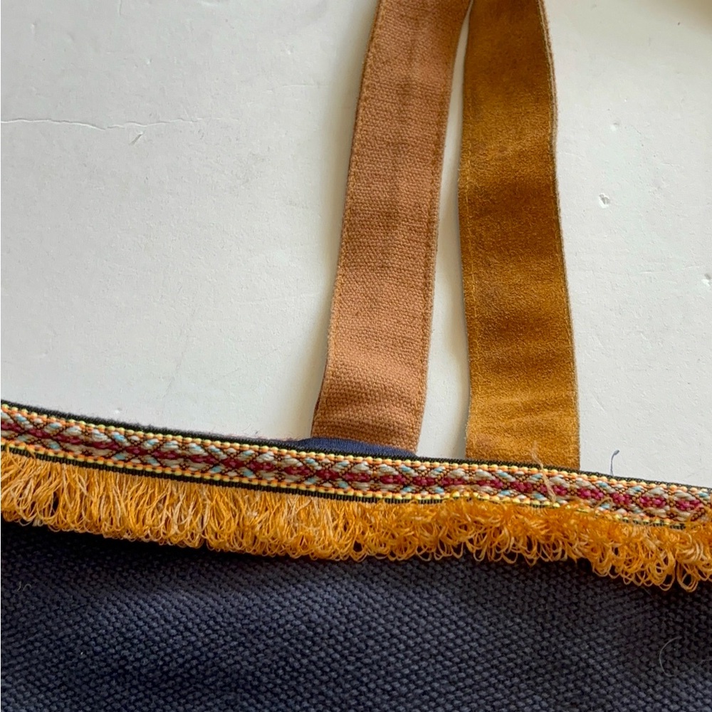A & P DENIM MULTICOLORED BOHEMIAN TOTE ONE ZIP POCKET INSIDE CLEAN INTERIOR - Picture 7 of 15